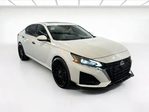 Another view of 2023 Nissan Altima 2.5 SL for sale in Chandler, AZ at STG Auto Group of Chandler