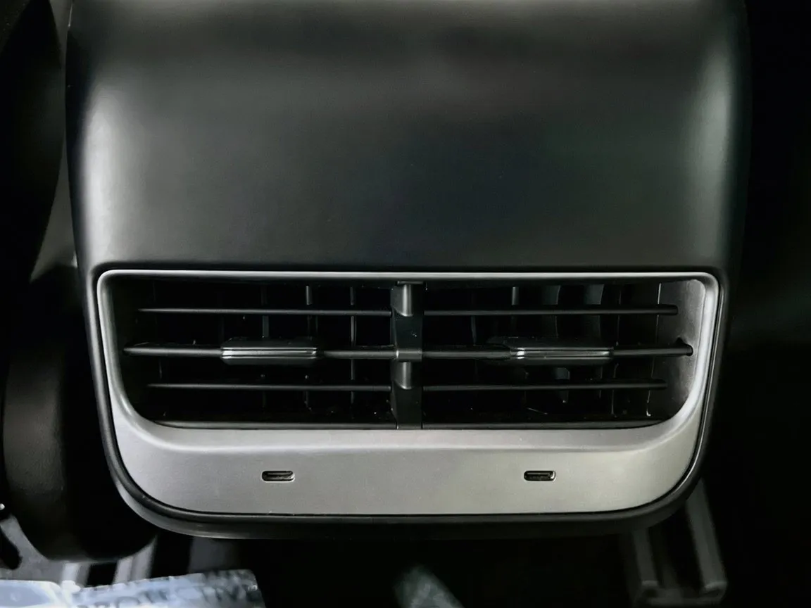 2021 Tesla Model 3 Base - Photo 18