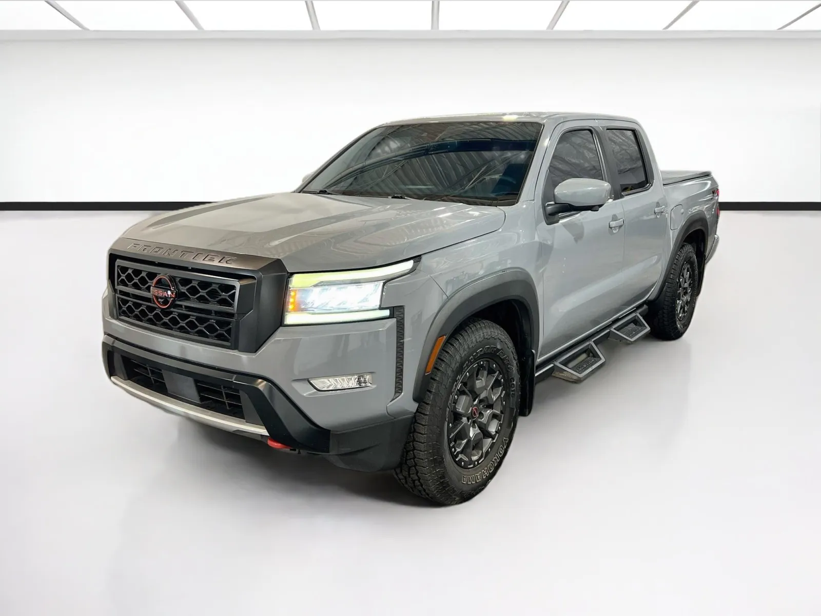 Gray 2022 Nissan Frontier PRO-X for sale in Chandler, AZ