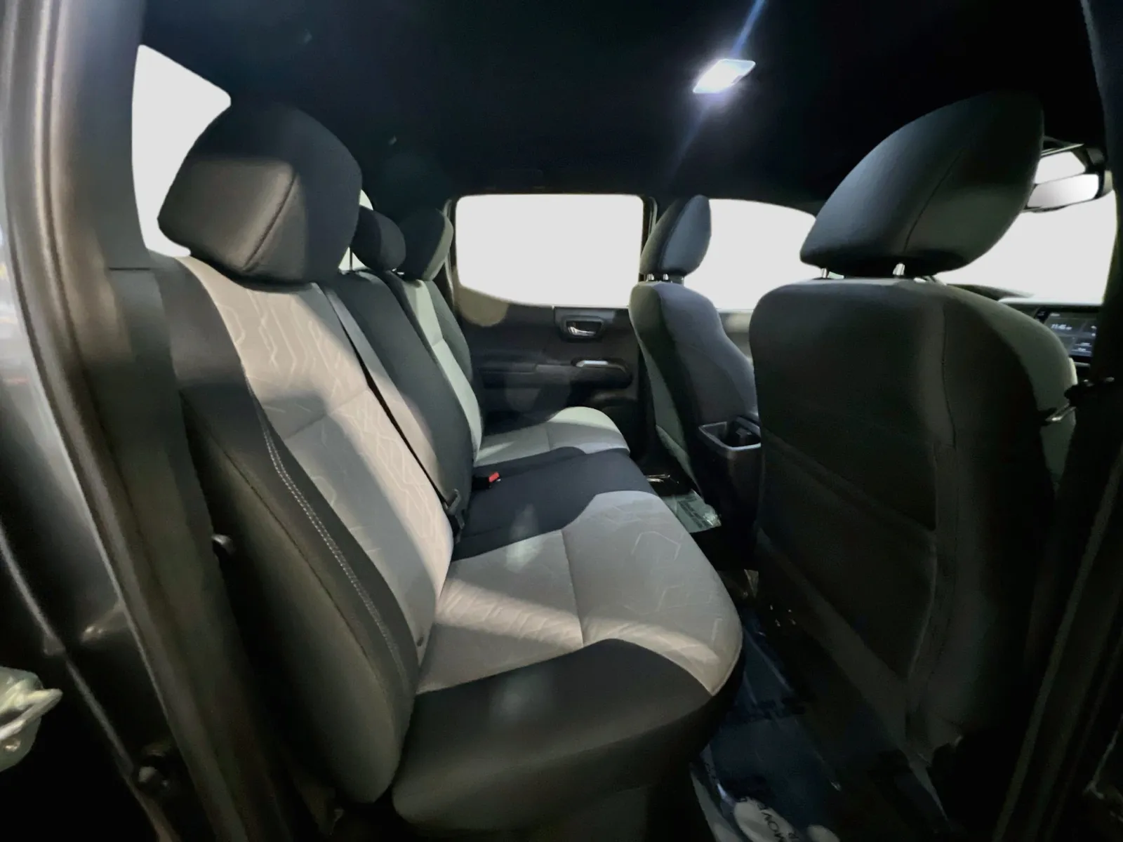 2021 Toyota Tacoma TRD Off Road - Photo 18