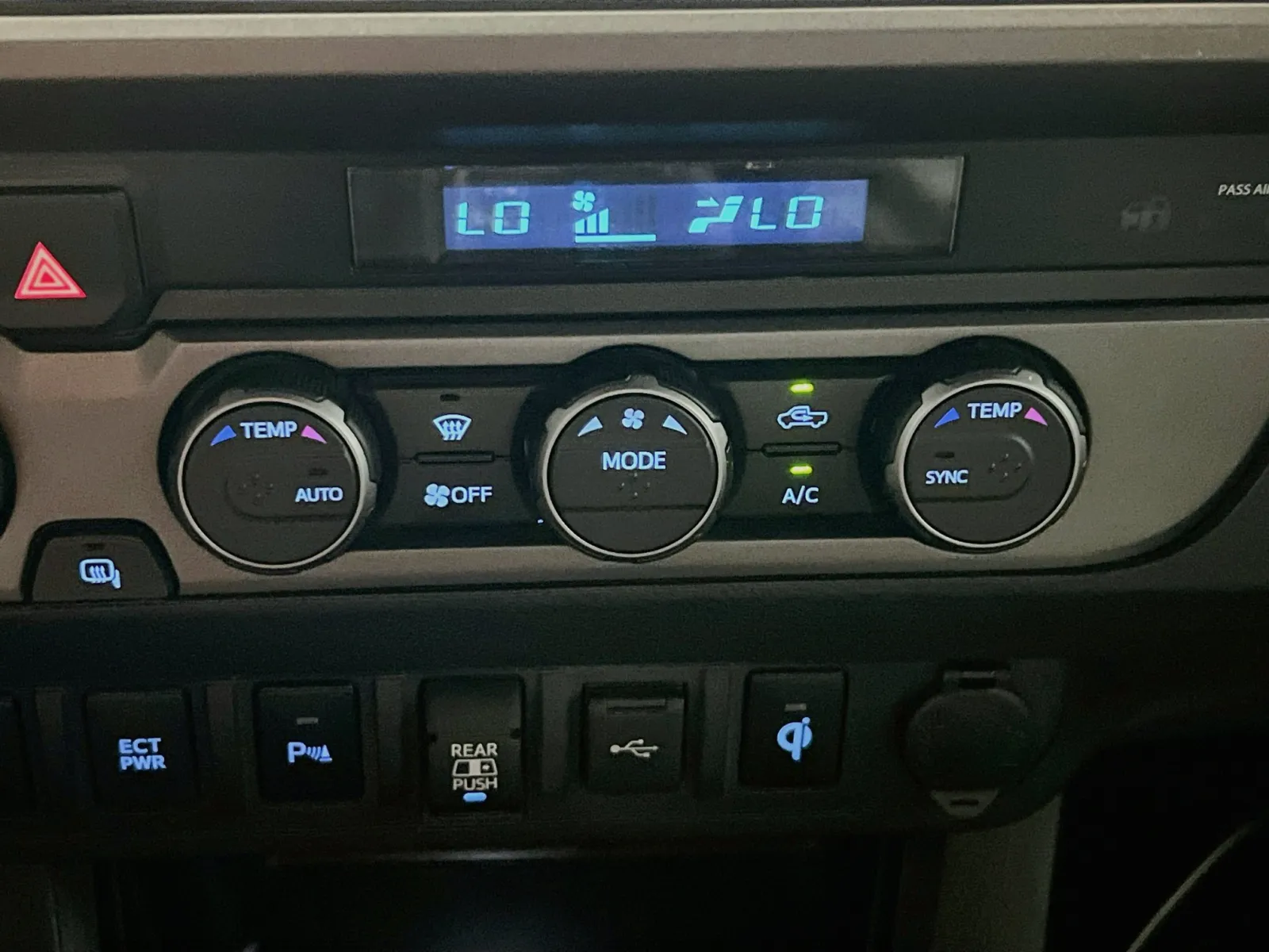 2021 Toyota Tacoma TRD Off Road - Photo 11