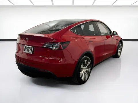 More photos of 2023 Tesla Model Y Long Range at STG Auto Group of Chandler, AZ