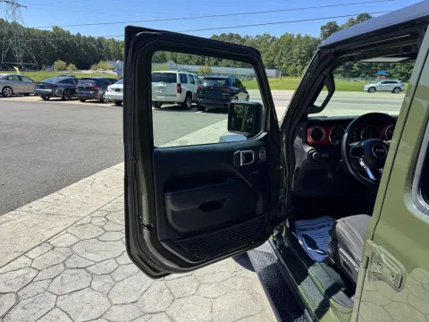 More photos of 2021 Jeep Wrangler Unlimited Rubicon at Premier Auto Group, NC
