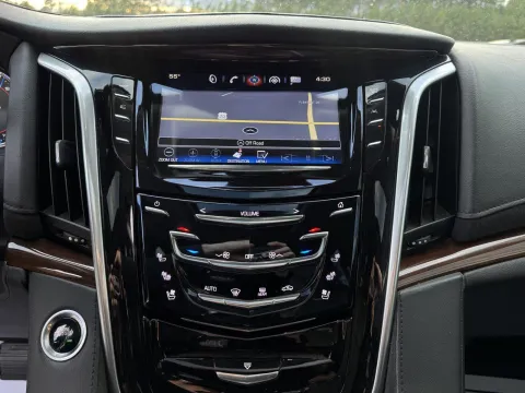More photos of 2020 Cadillac Escalade ESV Premium Luxury at Premier Auto Group, NC