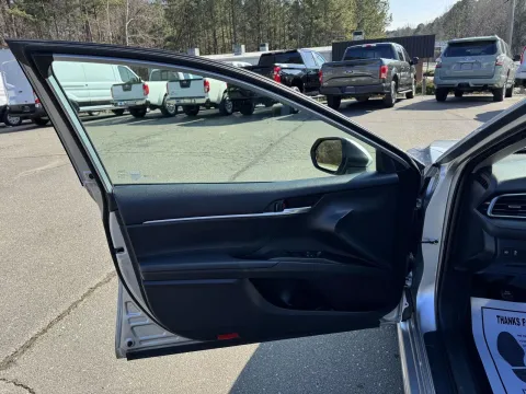 More photos of 2023 Toyota Camry SE at Premier Auto Group, NC