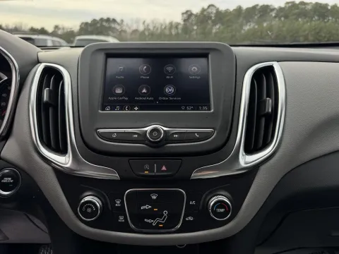 More photos of 2022 Chevrolet Equinox LT at Premier Auto Group, NC