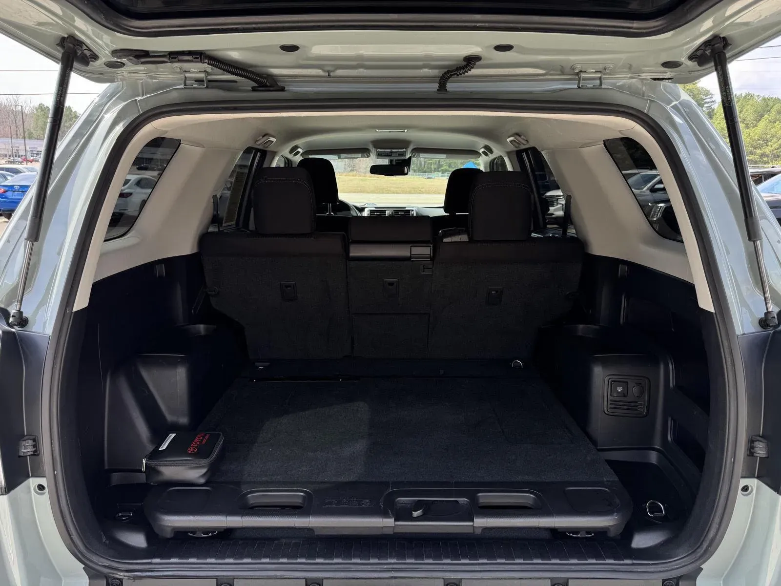 2022 Toyota 4Runner Trail - Photo 12