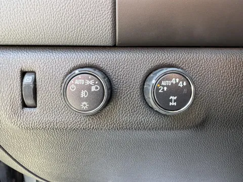 More photos of 2021 Chevrolet Colorado 4WD Z71 at Premier Auto Group, NC