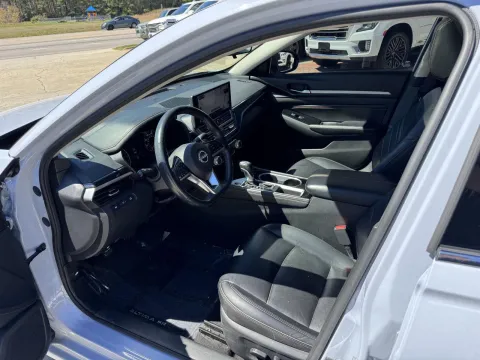 Photos of 2023 Nissan Altima 2.5 SR for sale in Durham, NC at Premier Auto Group