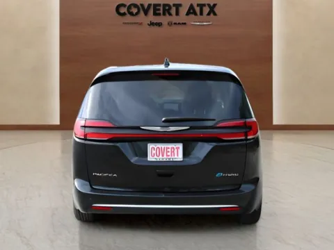 More photos of 2024 Chrysler Pacifica Hybrid Select at Covert Chrysler Dodge Jeep Ram, TX