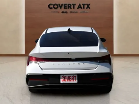More photos of 2024 Hyundai Elantra SEL at Covert Chrysler Dodge Jeep Ram, TX