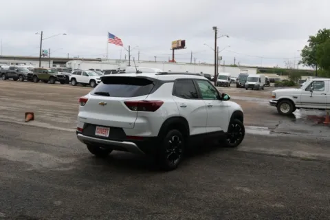 More photos of 2023 Chevrolet TrailBlazer LT at Covert Chrysler Dodge Jeep Ram, TX