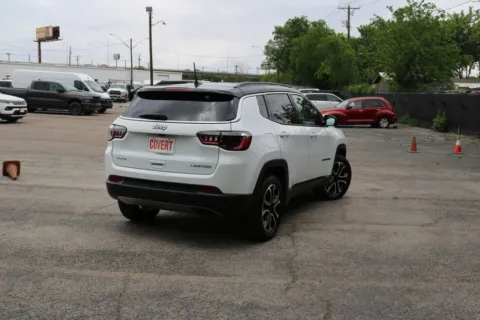 More photos of 2022 Jeep Compass Limited at Covert Chrysler Dodge Jeep Ram, TX
