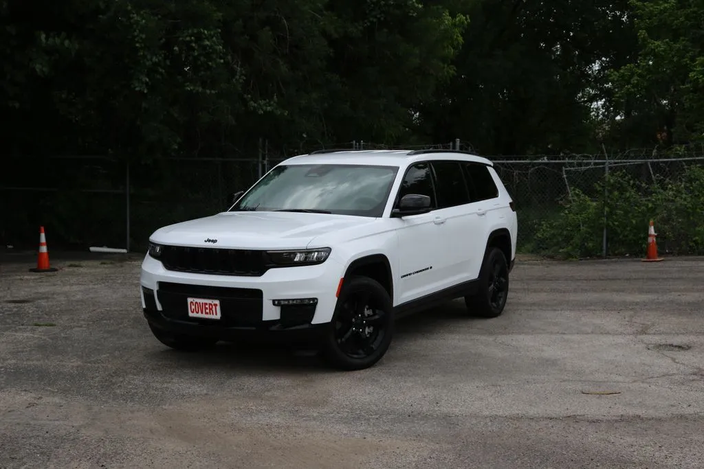 White 2023 Jeep Grand Cherokee L Limited for sale in Austin, TX