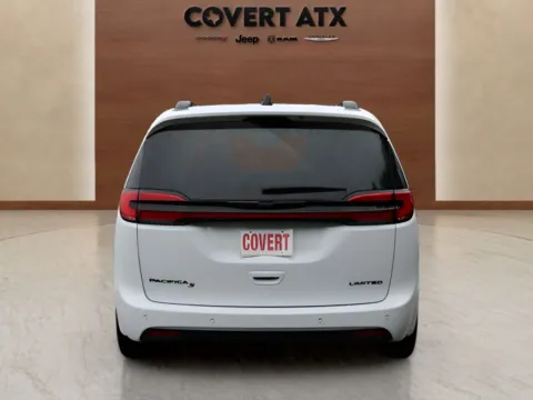 More photos of 2025 Chrysler Pacifica Limited at Covert Chrysler Dodge Jeep Ram, TX