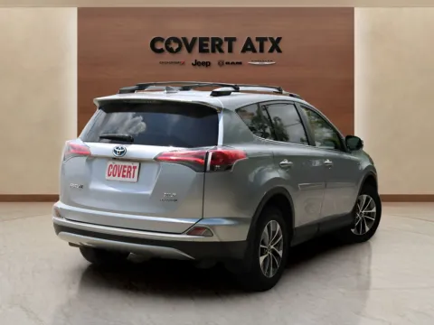 More photos of 2017 Toyota RAV4 Hybrid XLE at Covert Chrysler Dodge Jeep Ram, TX