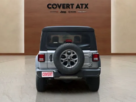 More photos of 2020 Jeep Wrangler Unlimited Freedom Edition at Covert Chrysler Dodge Jeep Ram, TX