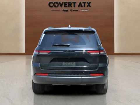More photos of 2023 Jeep Grand Cherokee Limited at Covert Chrysler Dodge Jeep Ram, TX