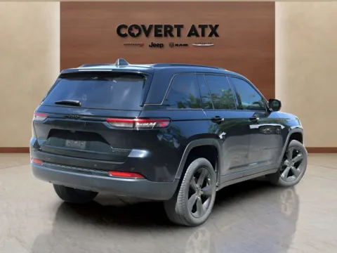 More photos of 2023 Jeep Grand Cherokee Limited at Covert Chrysler Dodge Jeep Ram, TX