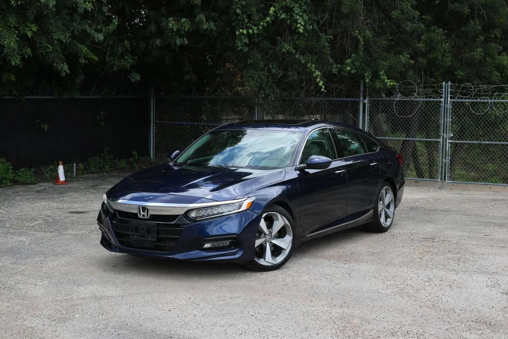 Black 2018 Honda Accord Touring for sale in Austin, TX