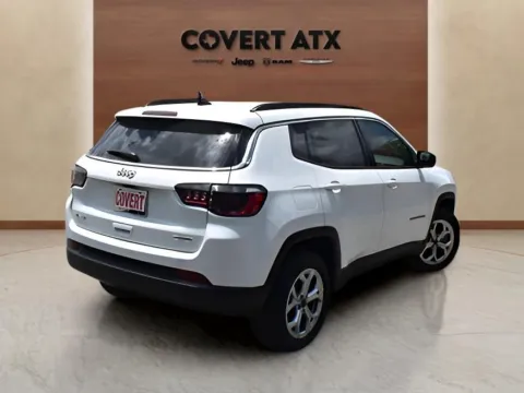 More photos of 2025 Jeep Compass Latitude at Covert Chrysler Dodge Jeep Ram, TX