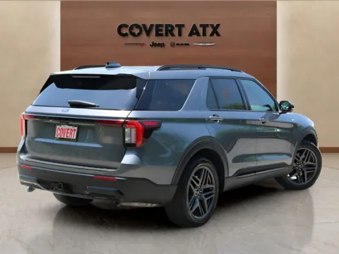 More photos of 2025 Ford Explorer ST-Line at Covert Chrysler Dodge Jeep Ram, TX
