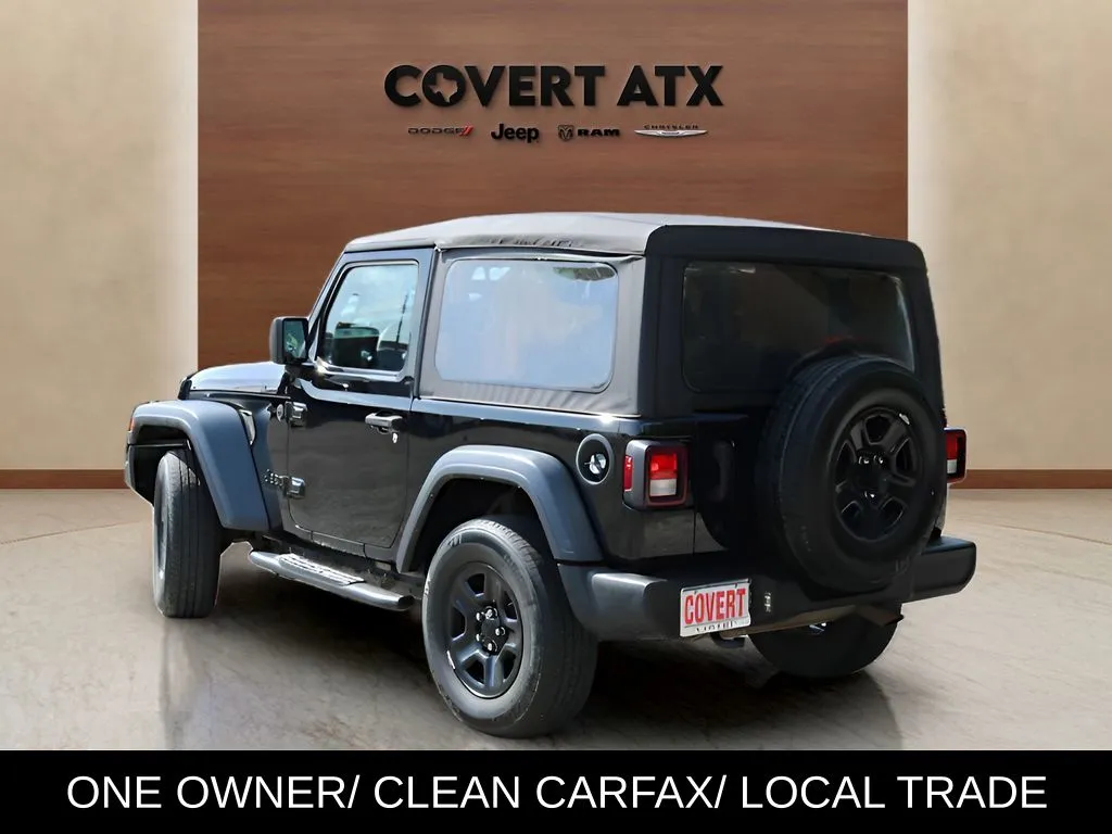 Jeep Wrangler photo 3