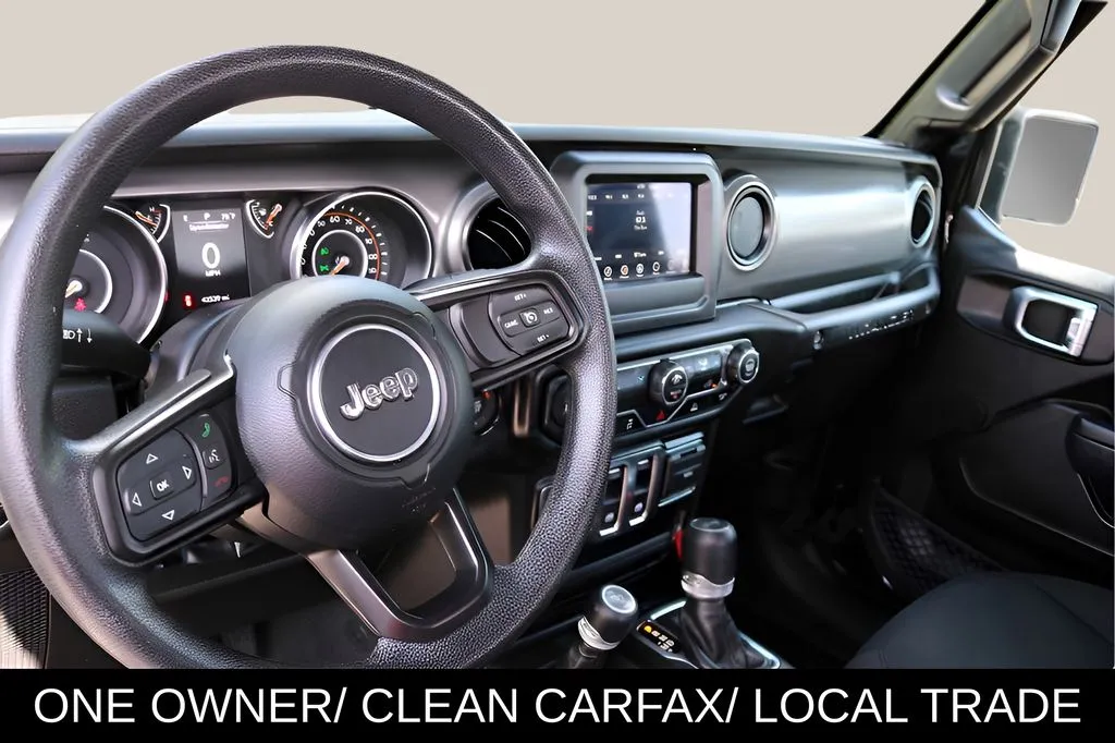 Jeep Wrangler photo 12