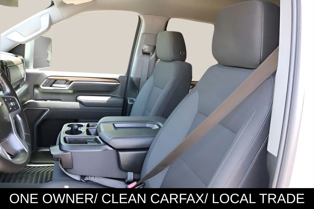 Chevrolet Silverado photo 12