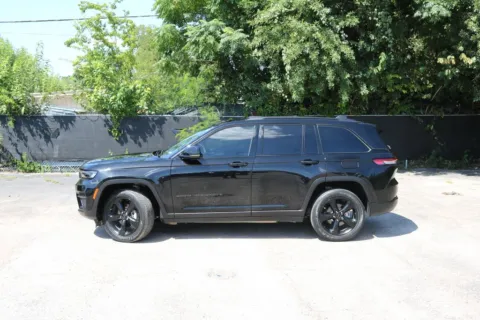 Photos of 2023 Jeep Grand Cherokee Altitude for sale in Austin, TX at Covert Chrysler Dodge Jeep Ram