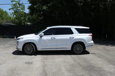 Photos of 2024 Hyundai Palisade Calligraphy for sale in Austin, TX at Covert Chrysler Dodge Jeep Ram