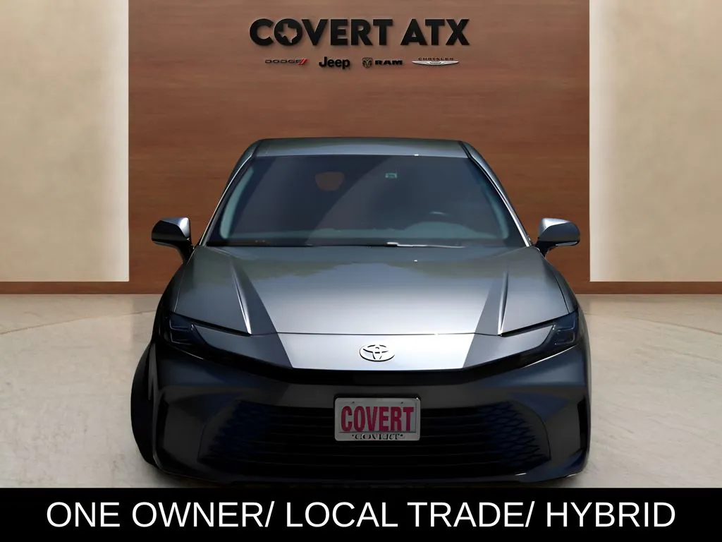 Toyota Camry photo 8