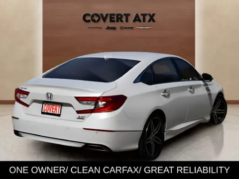 More photos of 2021 Honda Accord Touring 2.0T at Covert Chrysler Dodge Jeep Ram, TX