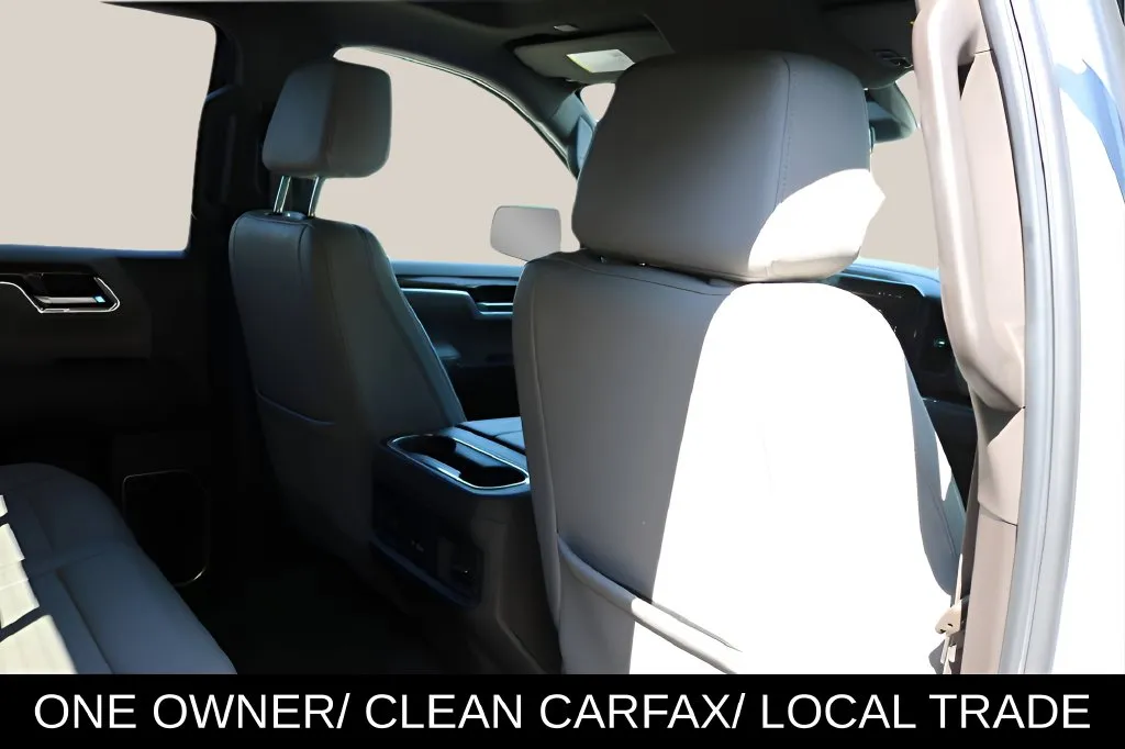 Chevrolet Silverado photo 16