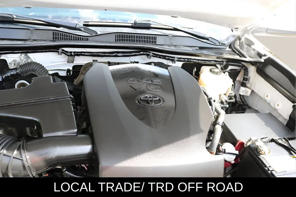 Toyota Tacoma photo 10
