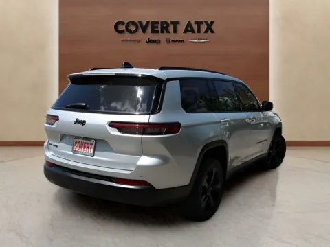 More photos of 2022 Jeep Grand Cherokee L Altitude at Covert Chrysler Dodge Jeep Ram, TX