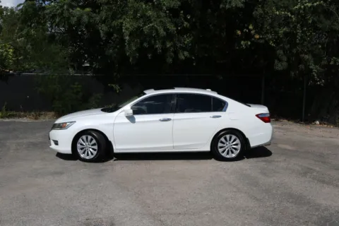 Photos of 2015 Honda Accord EX-L for sale in Austin, TX at Covert Chrysler Dodge Jeep Ram