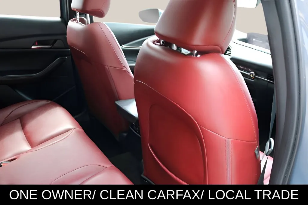 Mazda CX-30 photo 18