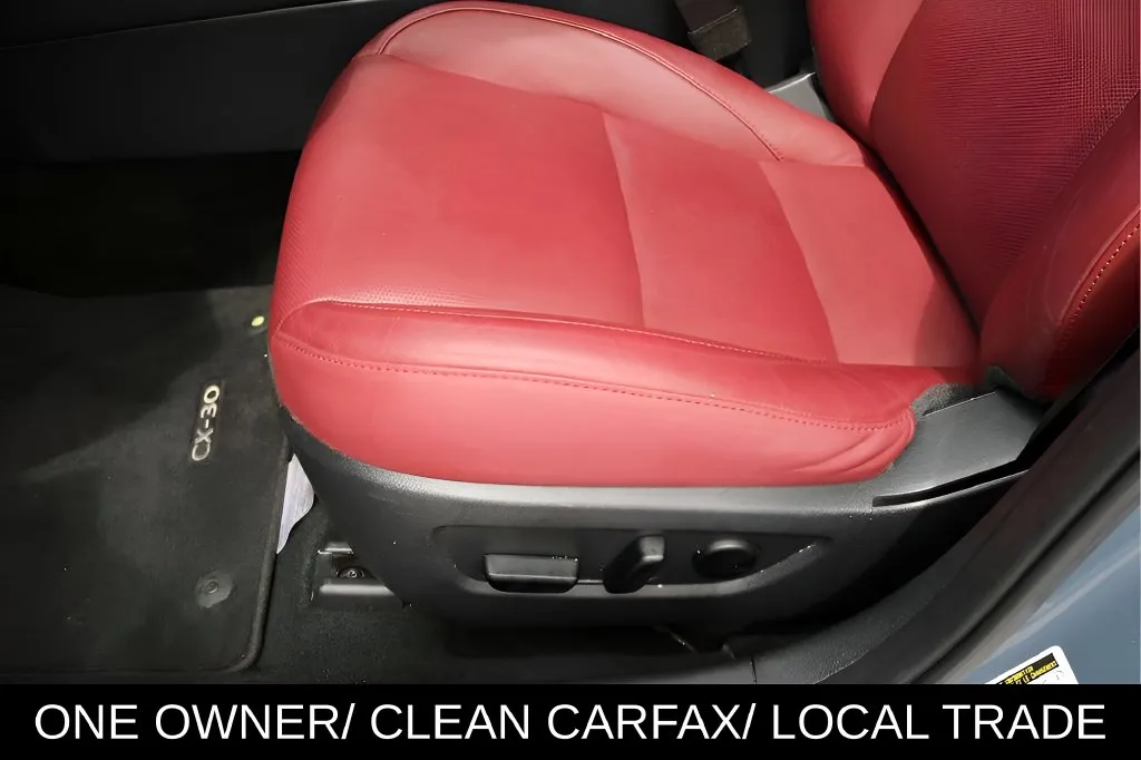Mazda CX-30 photo 13