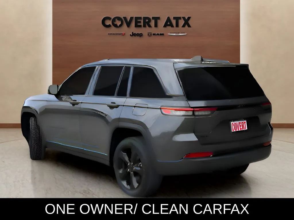 Jeep Grand Cherokee photo 3