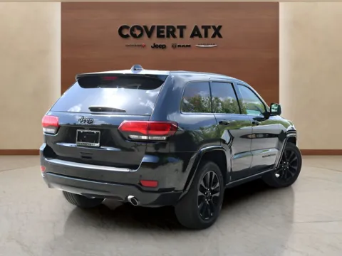 More photos of 2019 Jeep Grand Cherokee Altitude at Covert Chrysler Dodge Jeep Ram, TX