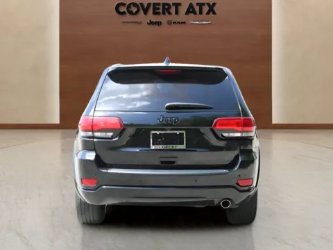 More photos of 2019 Jeep Grand Cherokee Altitude at Covert Chrysler Dodge Jeep Ram, TX