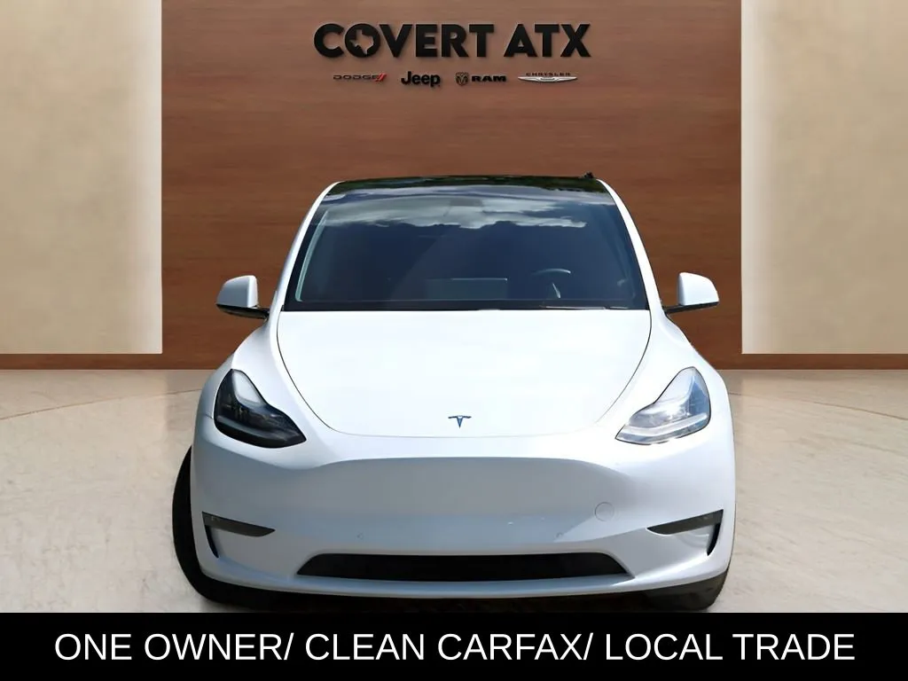 Tesla Model Y photo 8