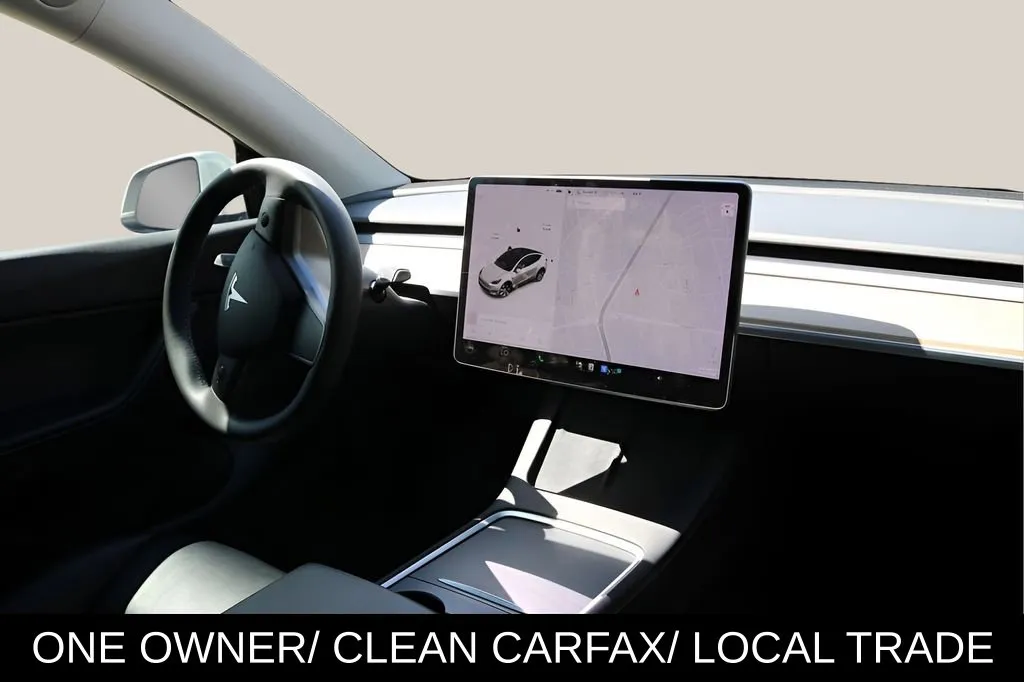 Tesla Model Y photo 20