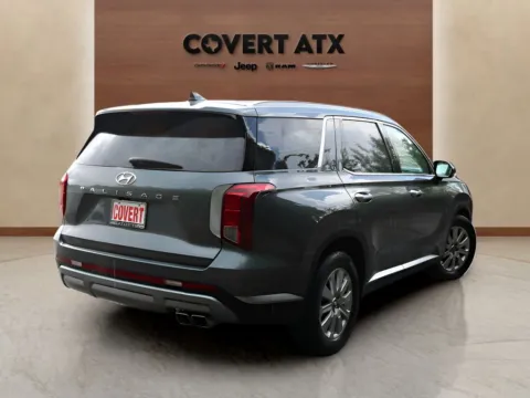 More photos of 2025 Hyundai Palisade SEL at Covert Chrysler Dodge Jeep Ram, TX