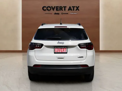 More photos of 2020 Jeep Compass Latitude at Covert Chrysler Dodge Jeep Ram, TX