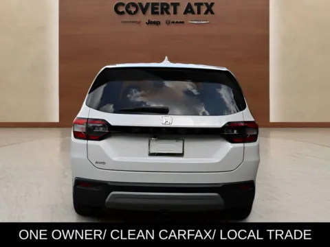 More photos of 2025 Honda Pilot EX-L at Covert Chrysler Dodge Jeep Ram, TX