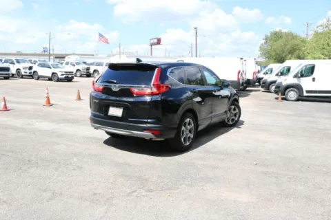 More photos of 2017 Honda CR-V EX-L at Covert Chrysler Dodge Jeep Ram, TX