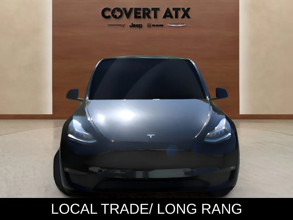 Tesla Model Y photo 8