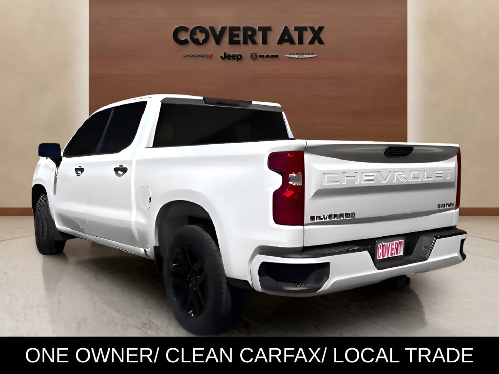 Chevrolet Silverado photo 3